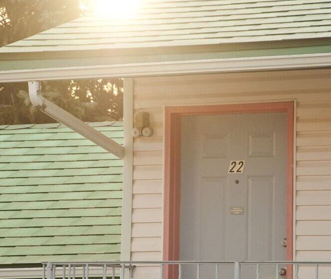 Sunset Motel