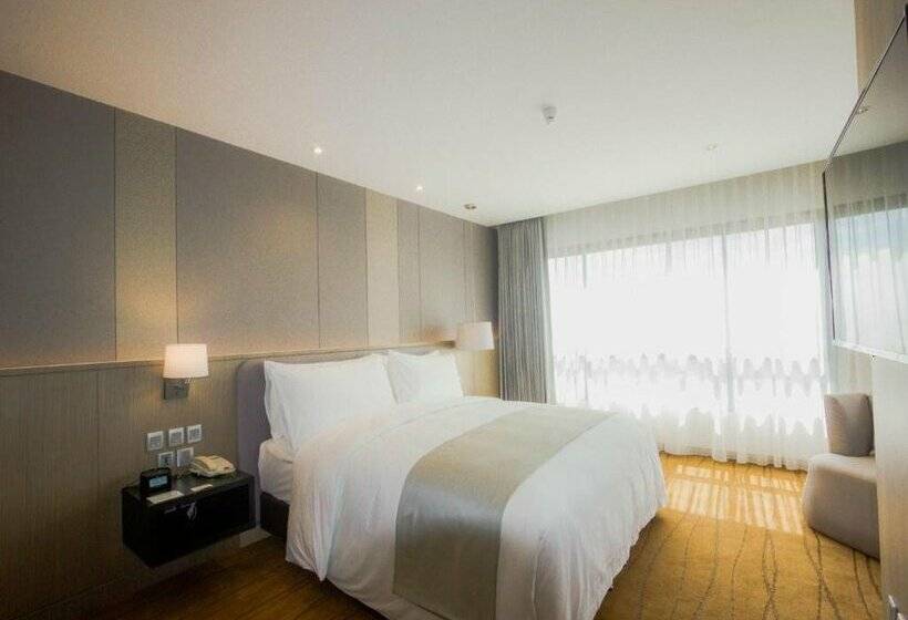 Centara Riverside Hotel Chiang Mai