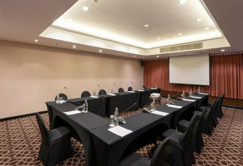 Centara Riverside Hotel Chiang Mai