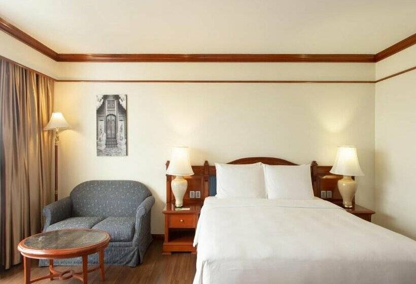 Centara Riverside Hotel Chiang Mai