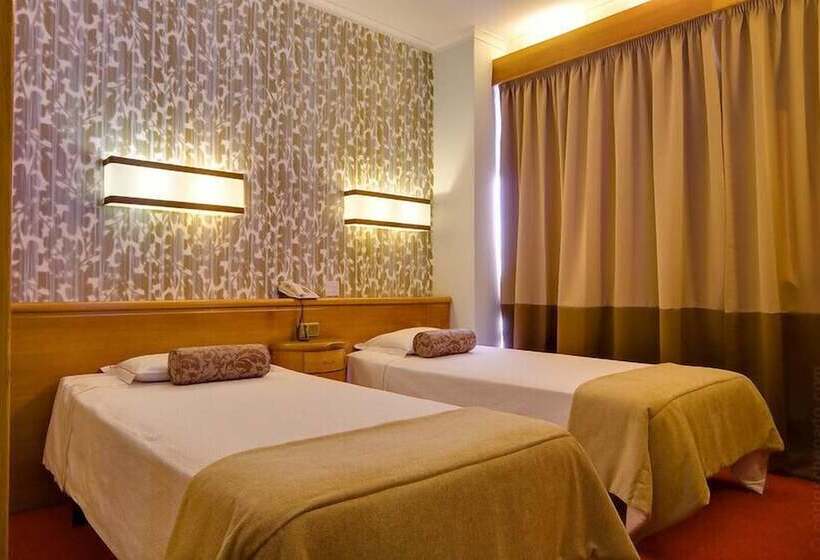 Fotos del hotel Alif Campo Pequeno:  3