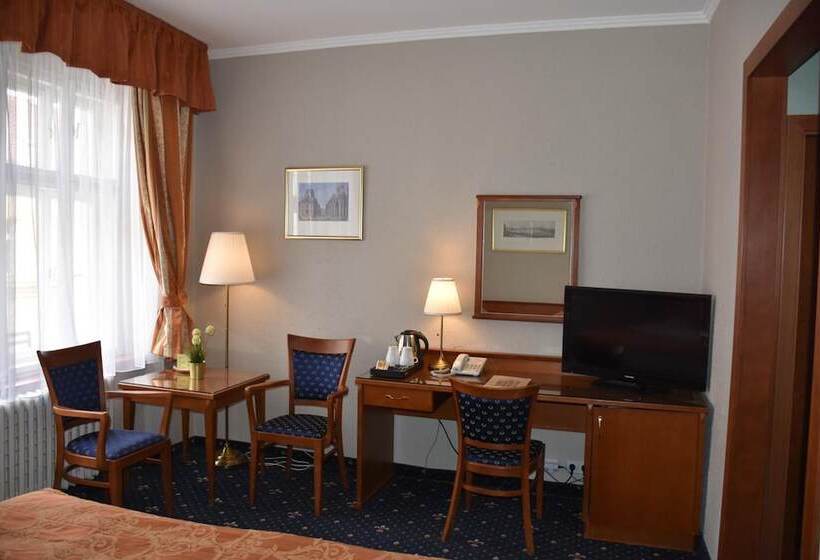 Fotos del hotel Arbes:  56