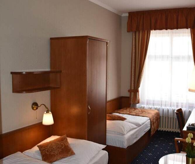 Fotos del hotel Arbes:  4