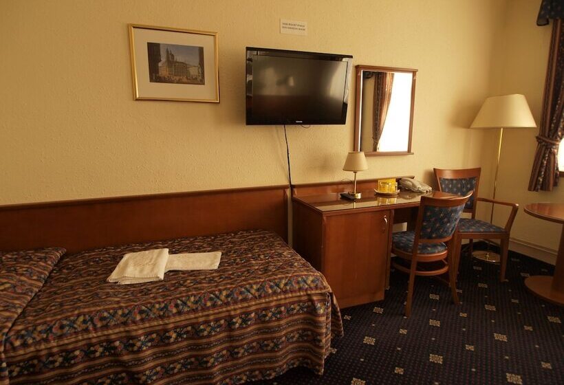 Fotos del hotel Arbes:  3