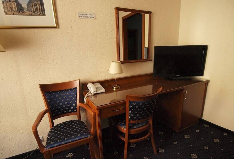 Fotos del hotel Arbes:  45