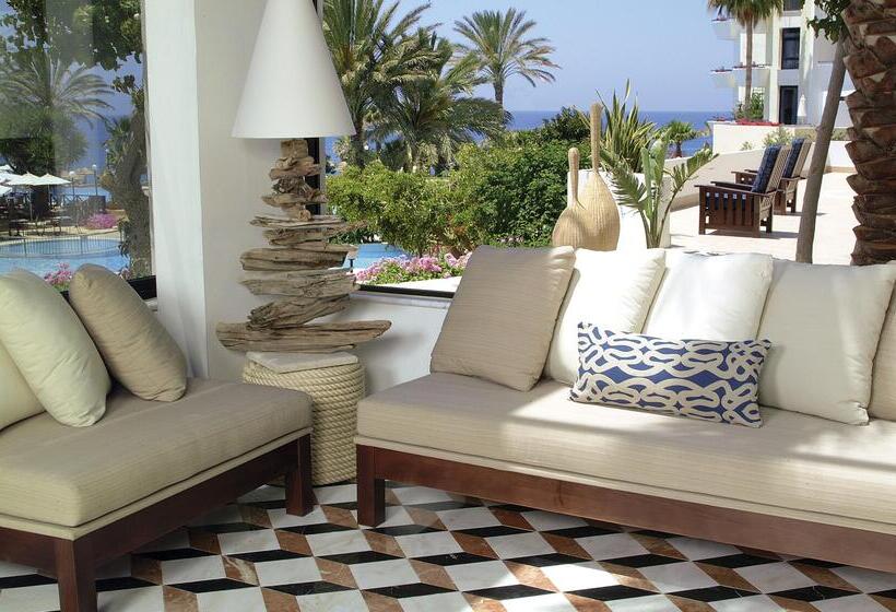 هتل Azia Resort & Spa