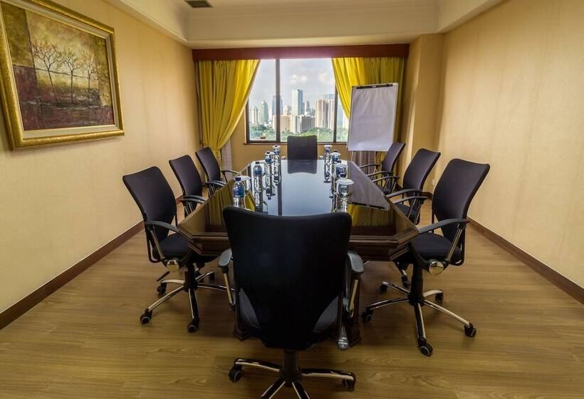 Fotos del hotel Century Park:  23