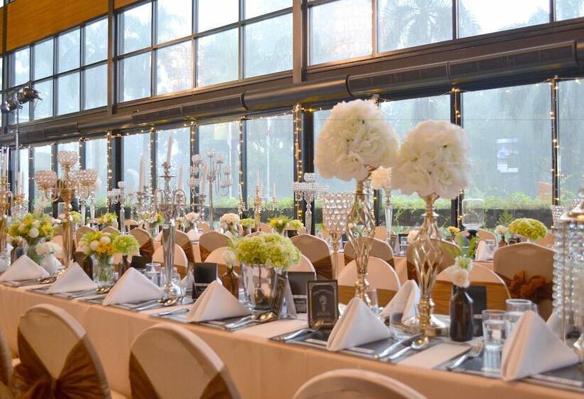 Fotos del hotel Century Park:  61