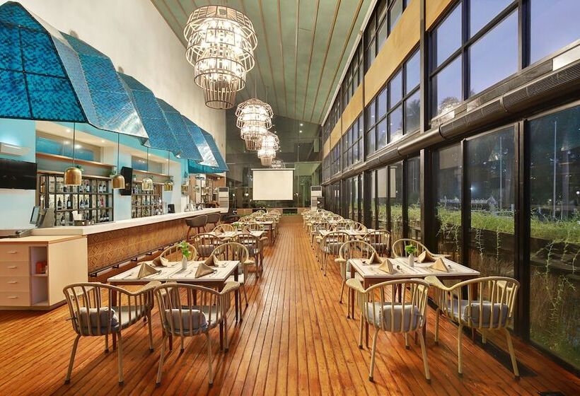Fotos del hotel Century Park:  65