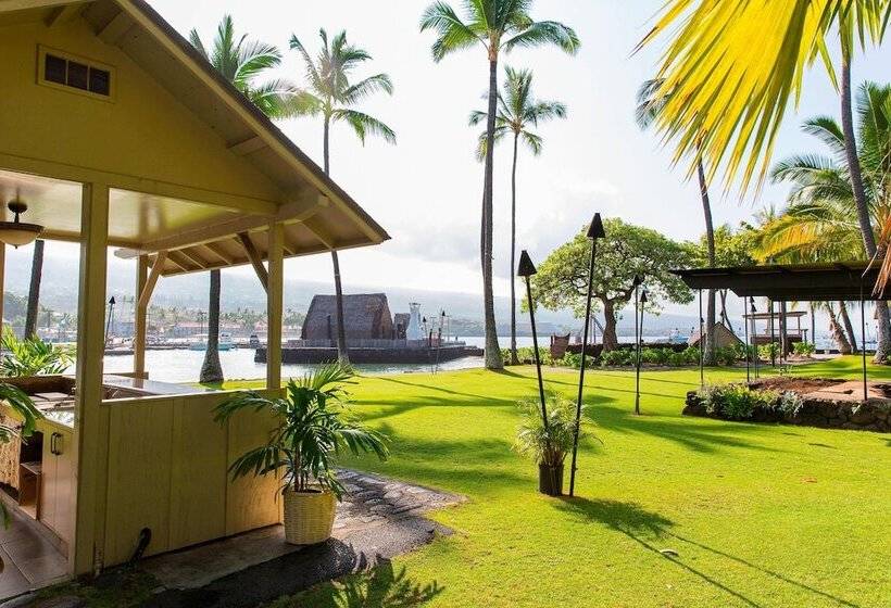 هتل Courtyard By Marriott King Kamehameha S Kona Beach