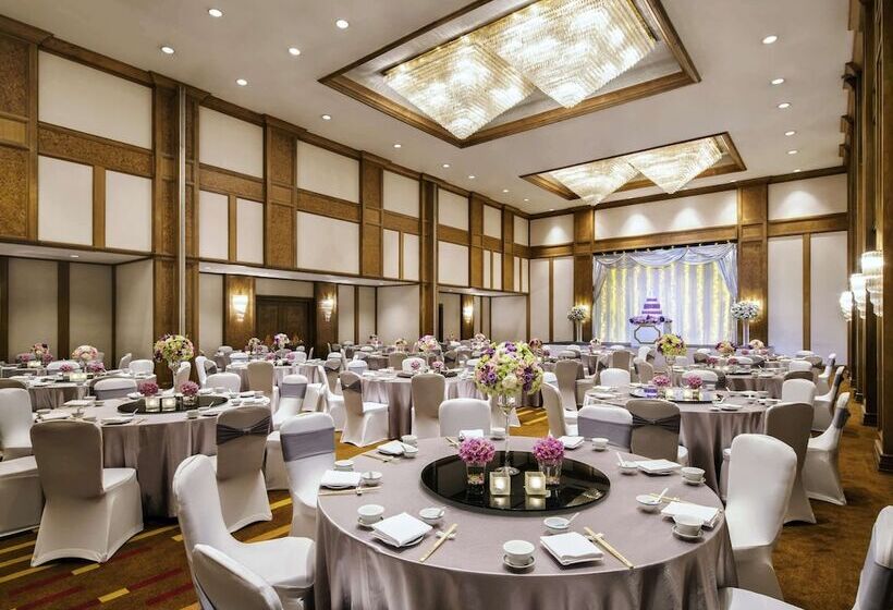 Hotel Grand Mercure Bangkok Atrium