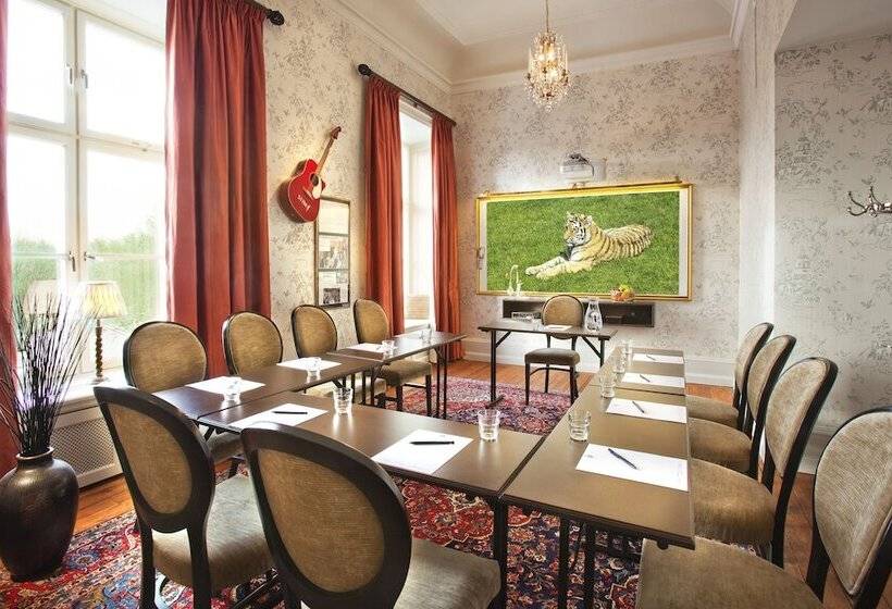 Fotos del hotel Hesselby Slott:  10