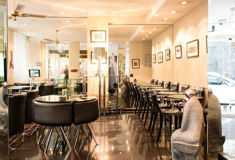 Fotos del hotel Ile De France Opéra:  16