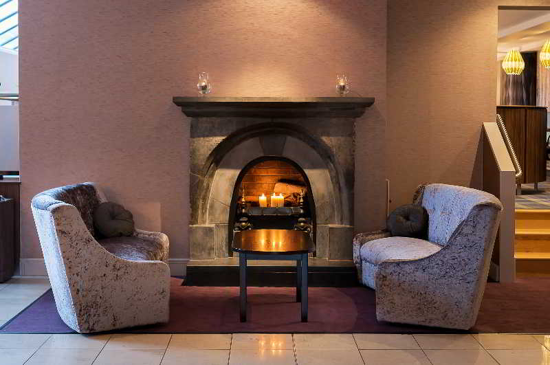 ホテル Leonardo Galway