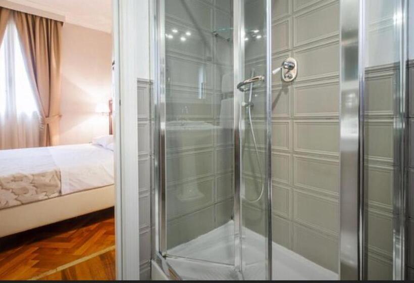 Fotos del hotel Lombardia:  17