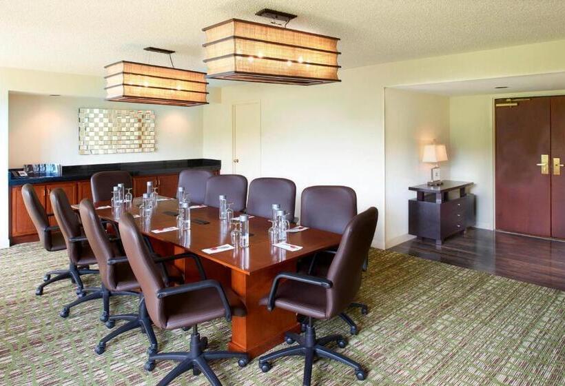 هتل Marriott St. Louis West