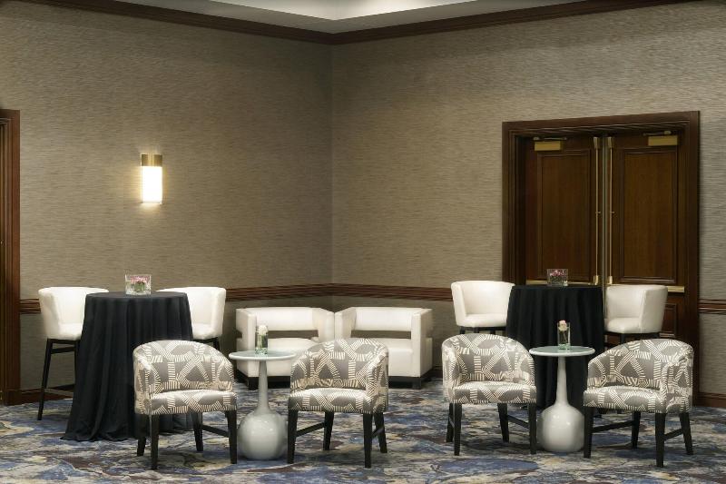 هتل Marriott St. Louis West