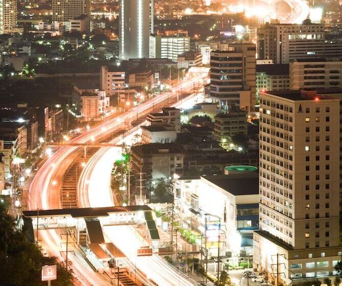 فندق Montien Riverside   Bangkok