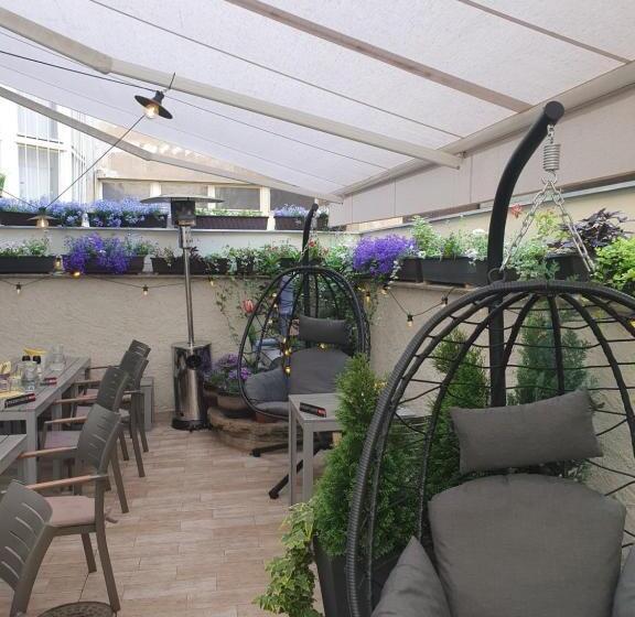 Fotos del hotel Novomestsky:  4