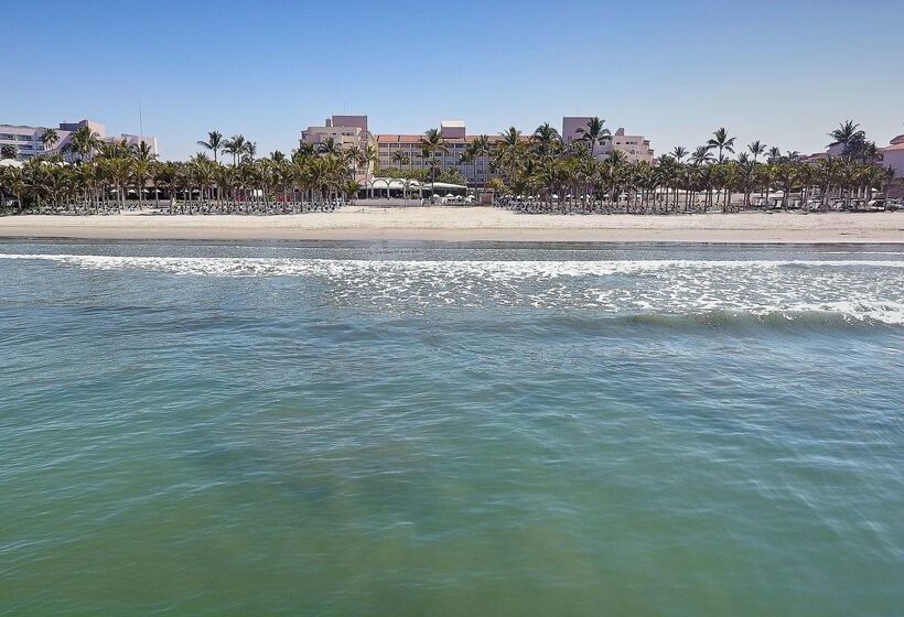 هتل Occidental Nuevo Vallarta