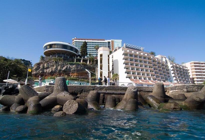 Hotel Pestana Carlton Madeira Ocean Resort