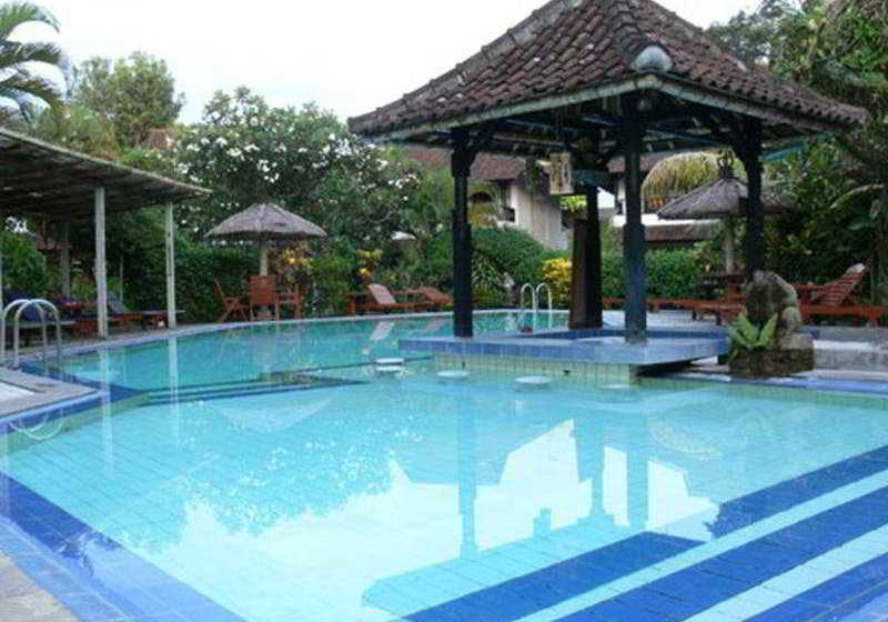 Hotel Puri Taman Kelapa - Garden Cottages