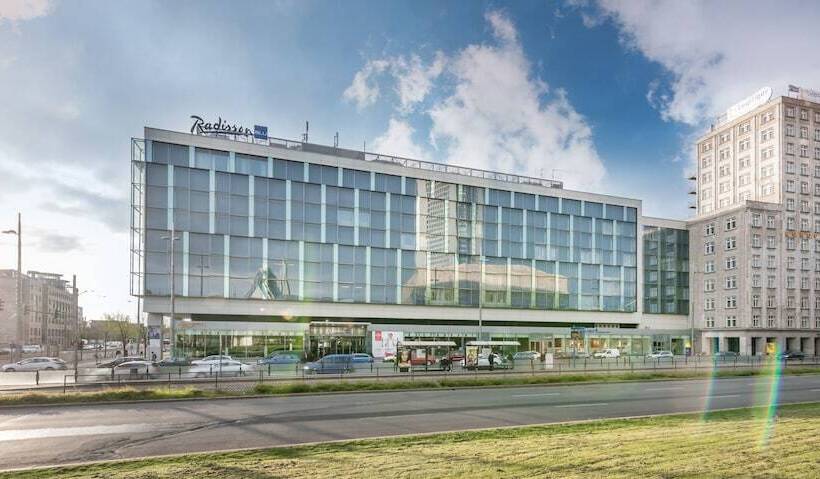 ホテル Radisson Blu  Leipzig