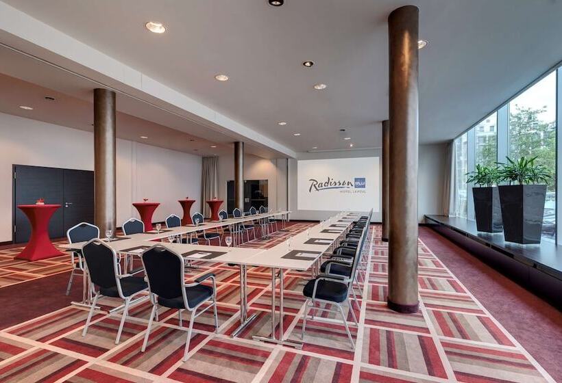 ホテル Radisson Blu  Leipzig