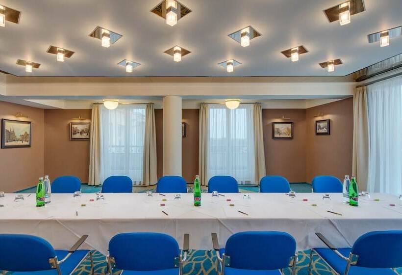 Fotos del hotel Savoy:  14
