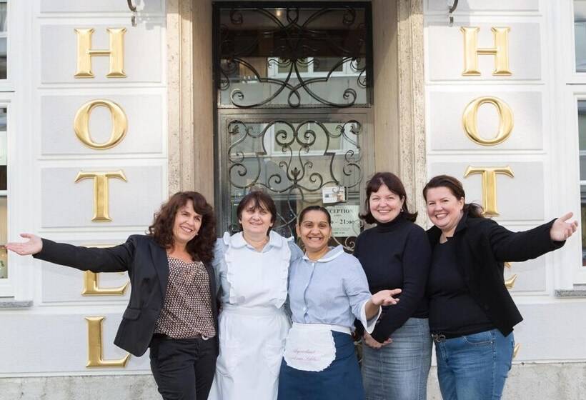 Fotos del hotel Schwalbe:  22