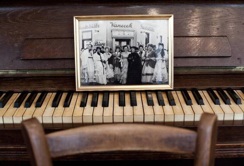 Fotos del hotel Schwalbe:  13