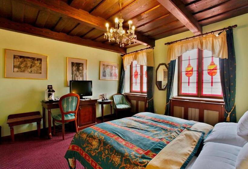 Fotos del hotel U Páva:  2