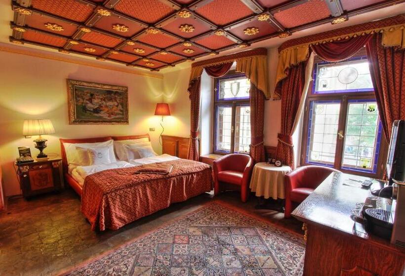 Fotos del hotel U Páva:  9