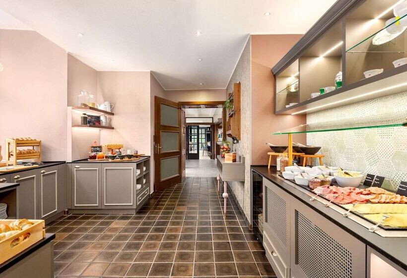 בית מלון כפרי Vienna House Easy By Wyndham Castroprauxel