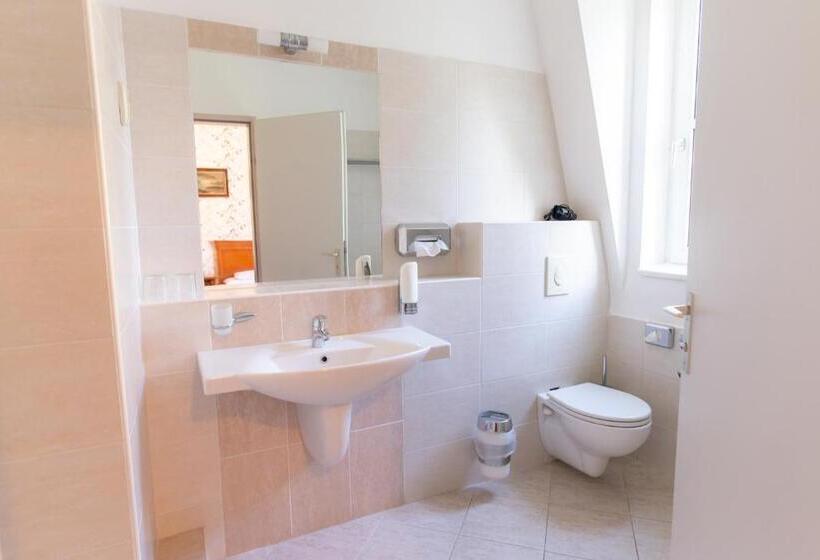 Fotos del hotel Walzer Hotel & Restaurant:  9