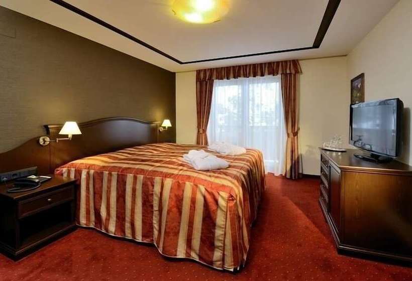 Fotos del hotel Zur Burg:  2
