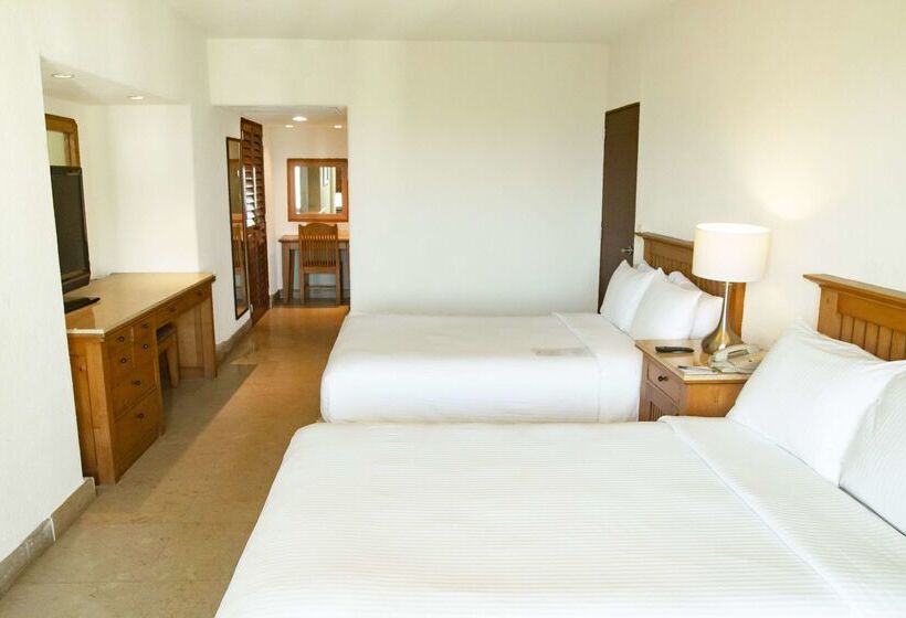 استراحتگاه Emporio Ixtapa   With Optional All Inclusive