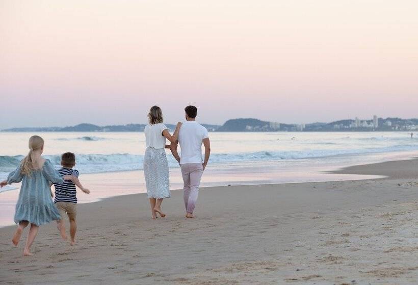 استراحتگاه Marriott Vacation Club At Surfers Paradise