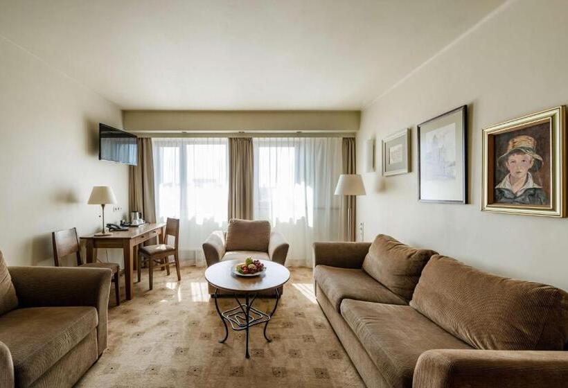هتل Best Western Vilnius