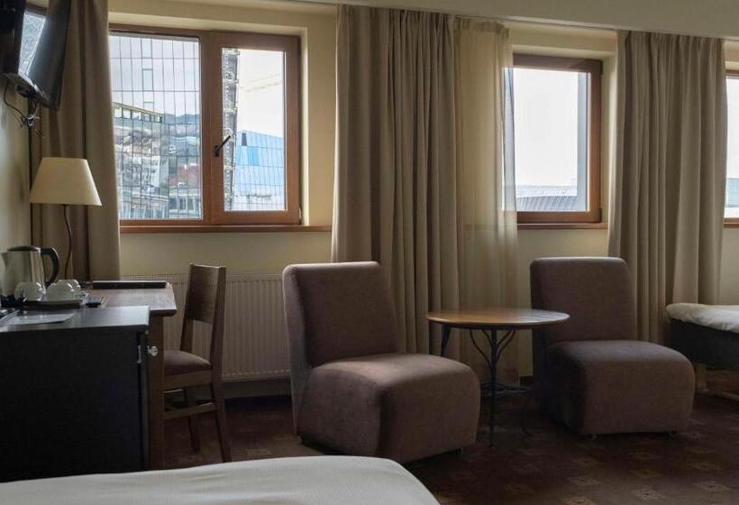 هتل Best Western Vilnius