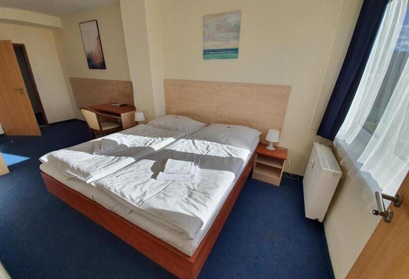 Fotos del hotel Tj Chodov:  2