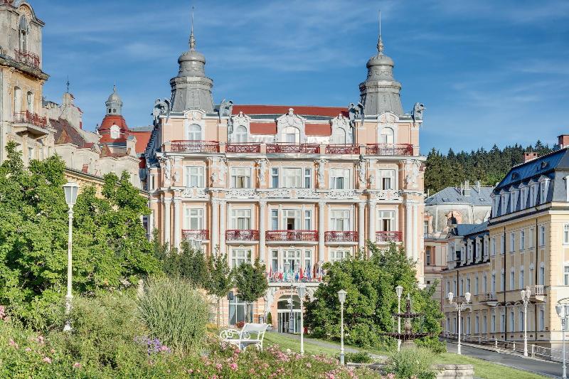 هتل Danubius Health Spa Resort Hvezda-Skalnik