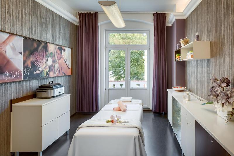 هتل Danubius Health Spa Resort Hvezda-Skalnik