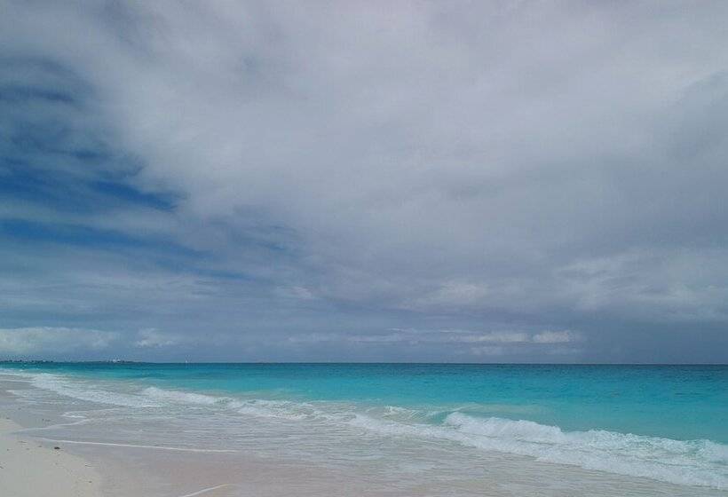 هتل Exuma Palms
