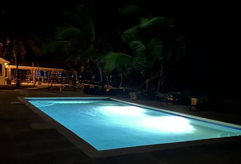 هتل Exuma Palms