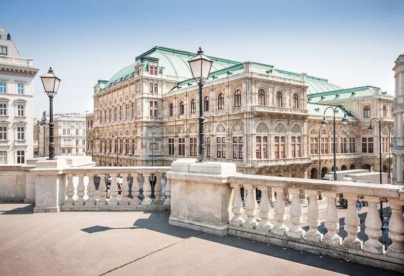 Отель Grand  Wien