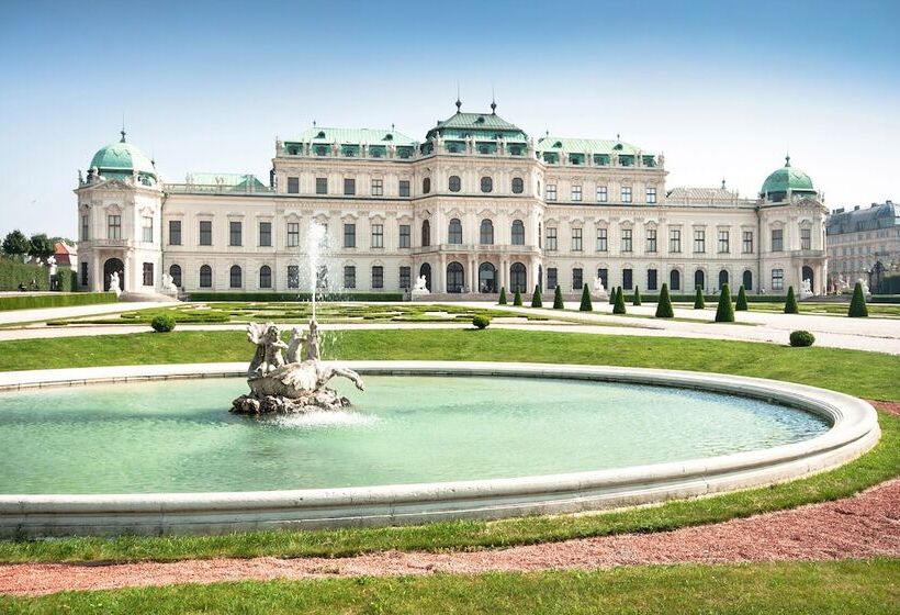 Отель Grand  Wien