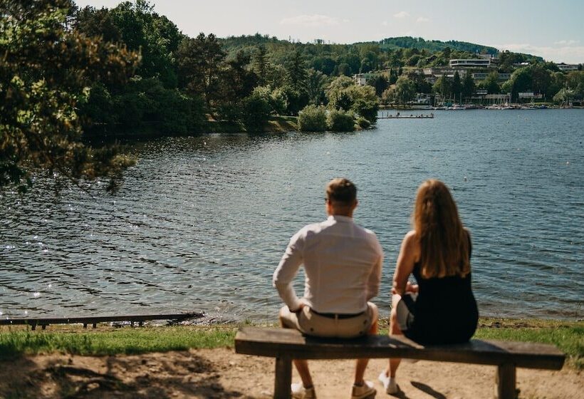 هتل Orea Resort Santon Brno