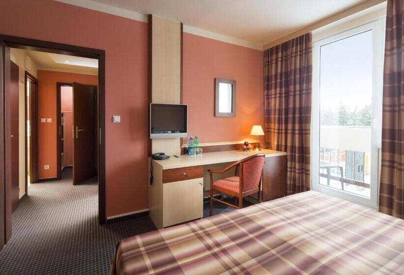 هتل Orea Resort Sklář Harrachov