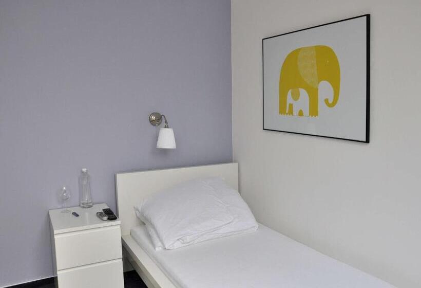 هتل Pension Pod Věží